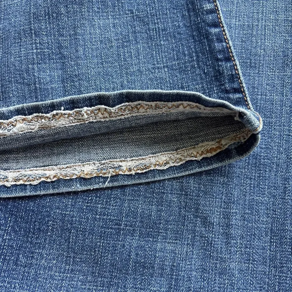 Levis Women Jeans Size 12 537 Low Flare Blue Medium‎ Wash Denim (approx 32x28)
